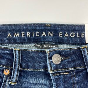 NWT - American Eagle Outffitters Jeans **Dorado738**